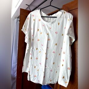 Everywear Graphic Tee